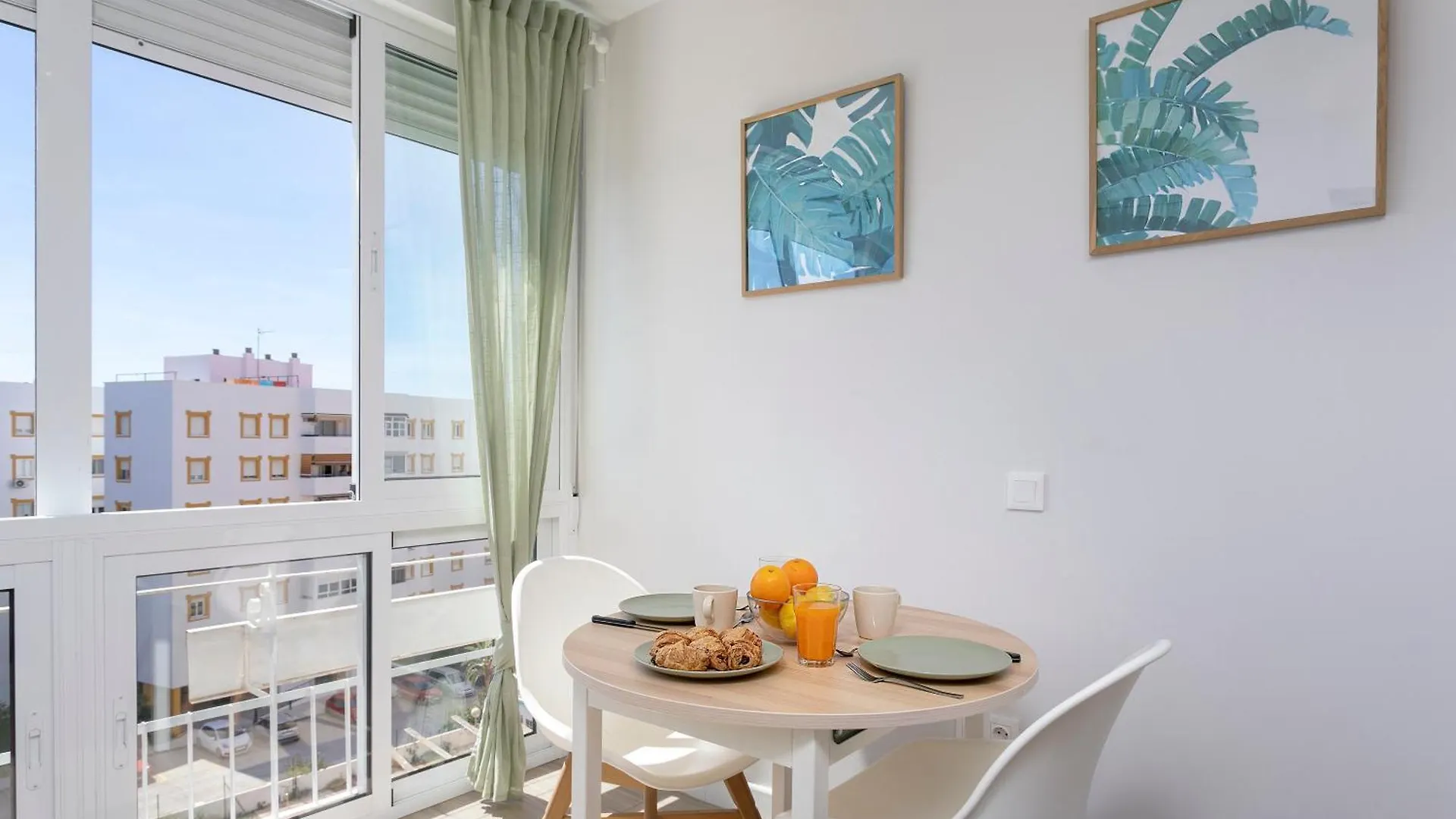 Sunstay Cruz Loft Torremolinos Apartment