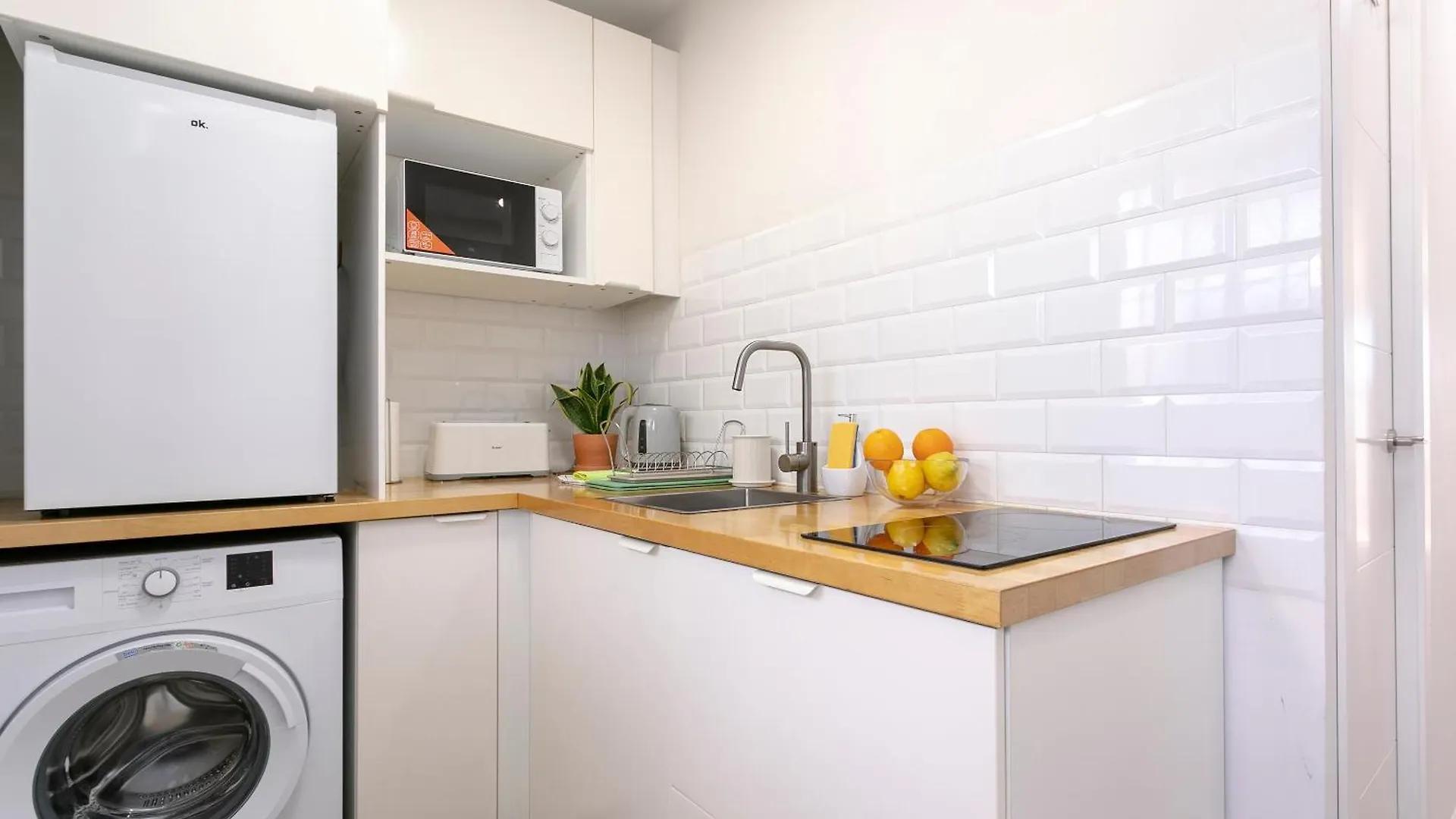Sunstay Cruz Loft Torremolinos Apartment
