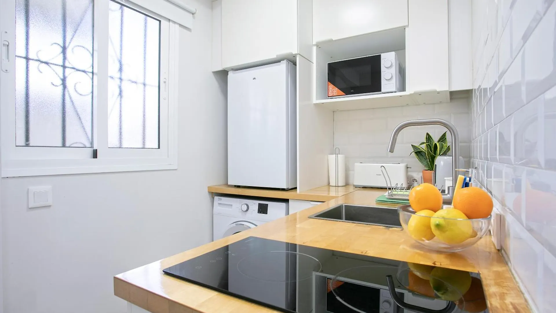 Sunstay Cruz Loft Torremolinos 0*,  Spain